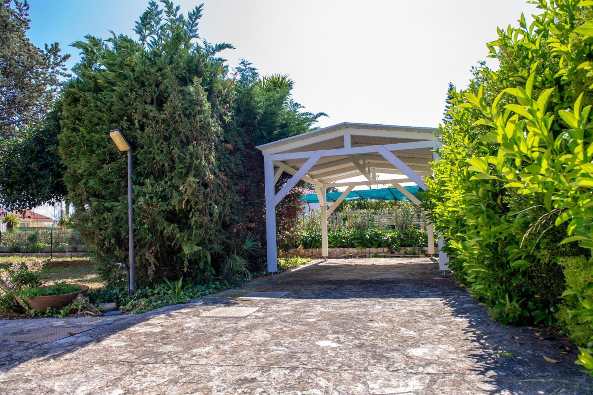 Bouganvilla Поліньяно-а-Маре Екстер'єр фото